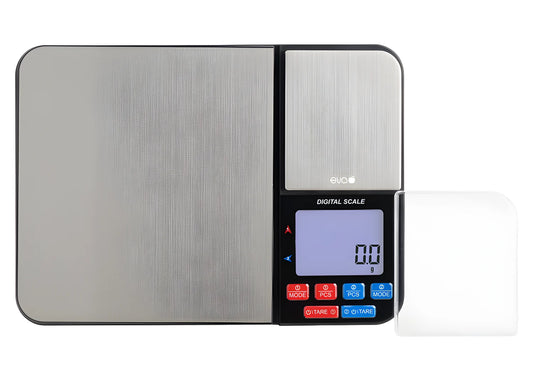 Eva due bilance digitali di precisione in una permette pesata divisione 0,01 a max 500g e pesata divisione 0,1 max 5000g. 033369