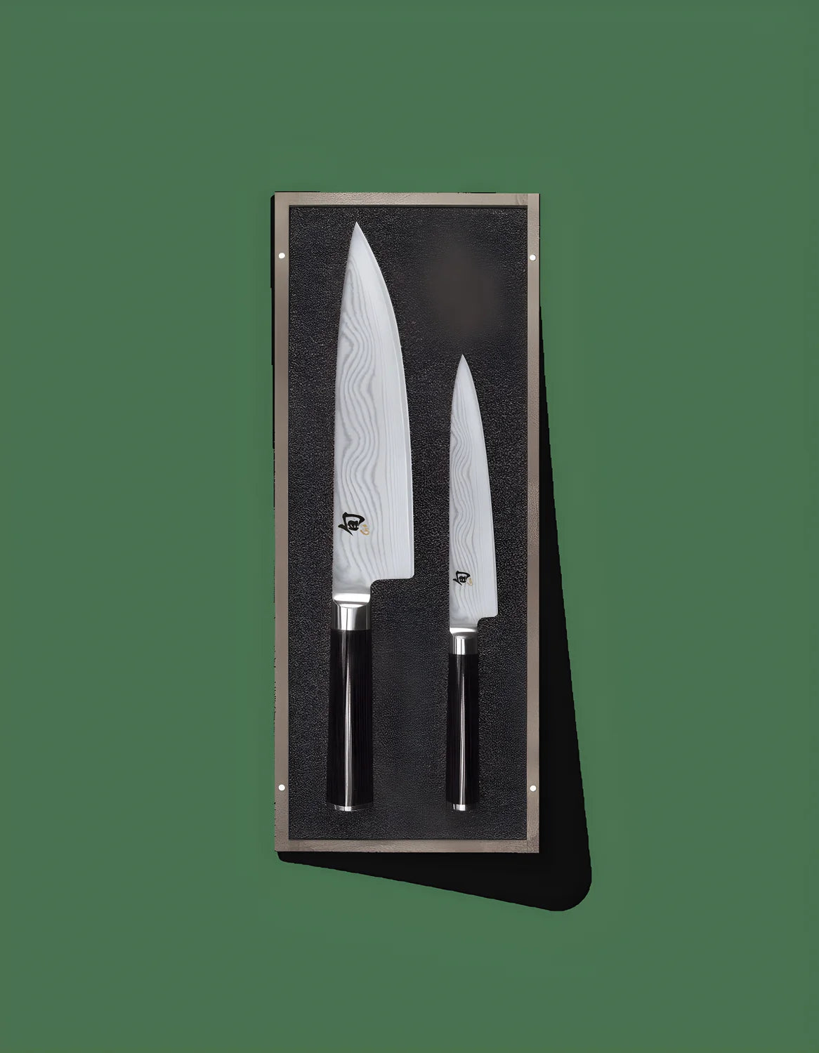 KAI Shun Set da Arrosto – Coltello 20 cm e Forchettone Damascato DMS-200