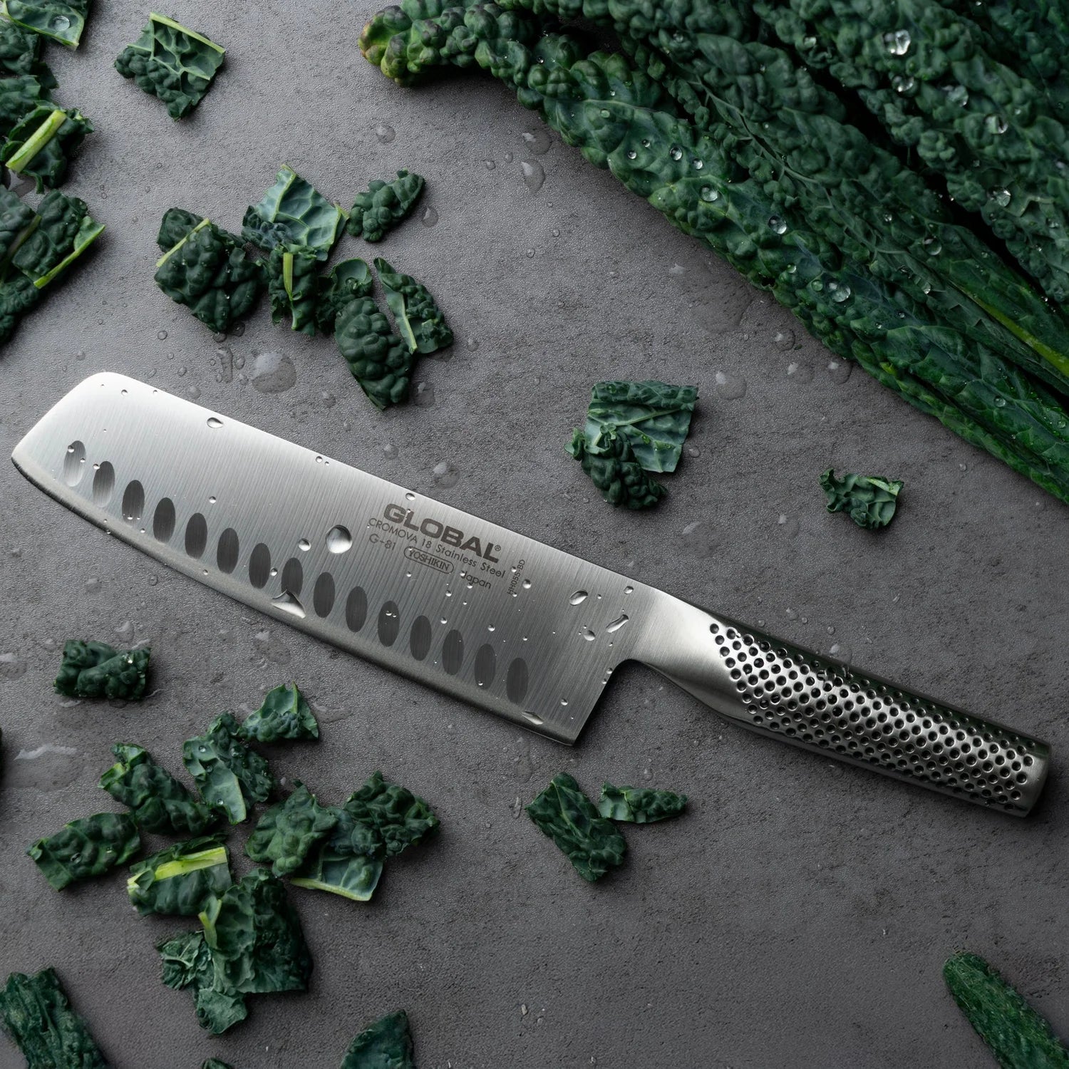 Coltello cucina Nakiri x verdure lama alveolata cm18 Global G-81