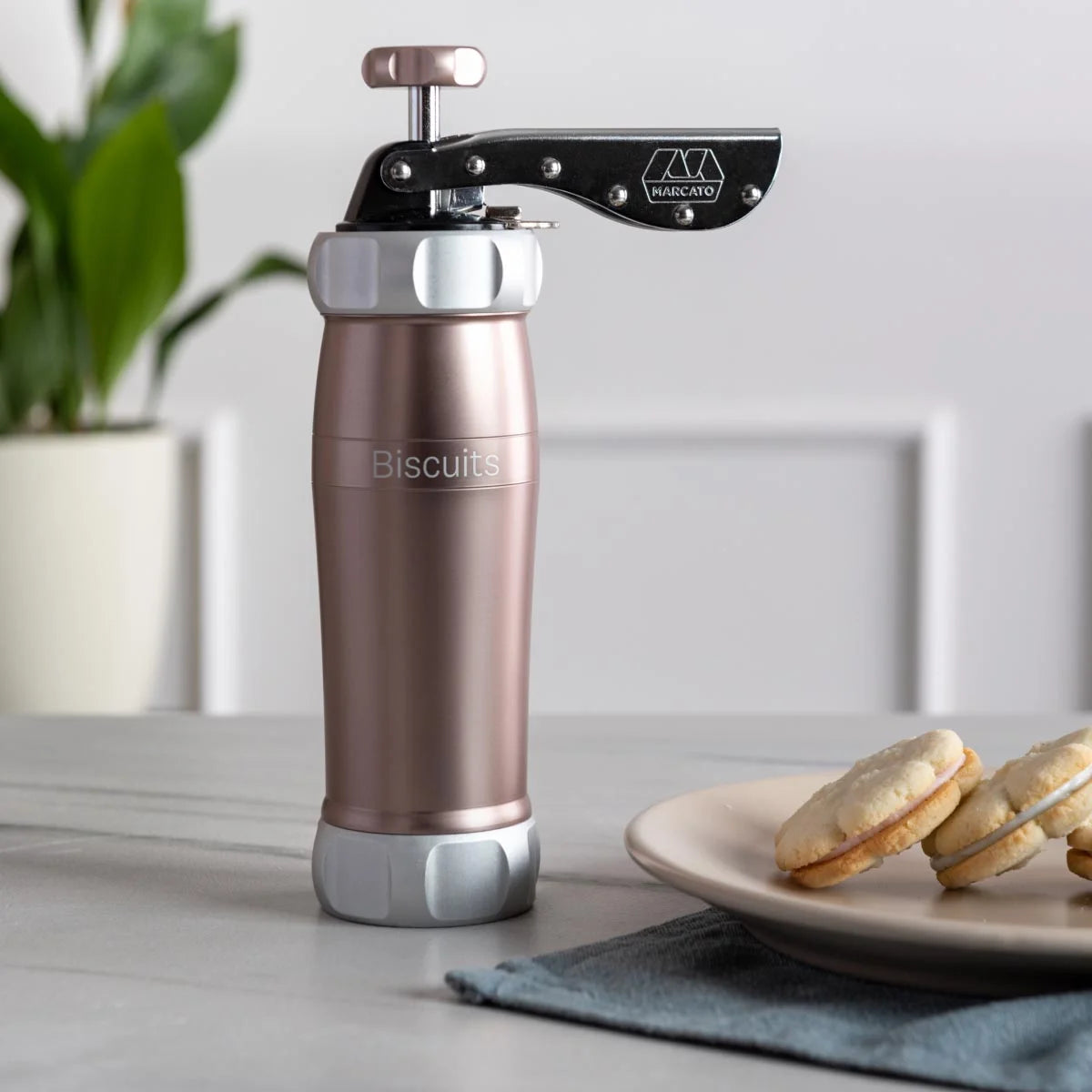 Marcato dispenser spargi farine zucchero e cacao Rosa