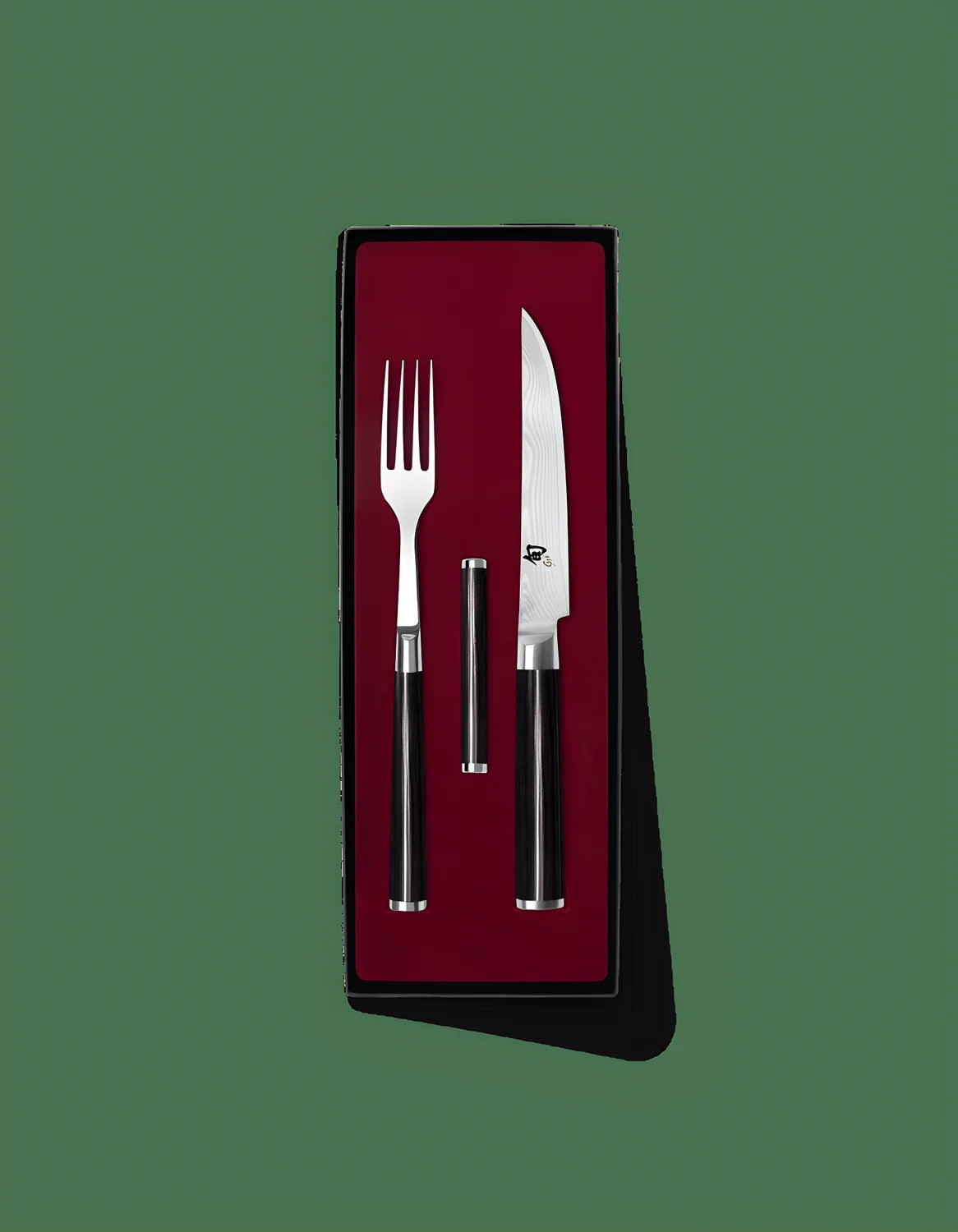Kai Shun Set di due coltelli damascati DMS220, il coltello universale DM-0701, e il coltello trinciante da cuoco DM-0706