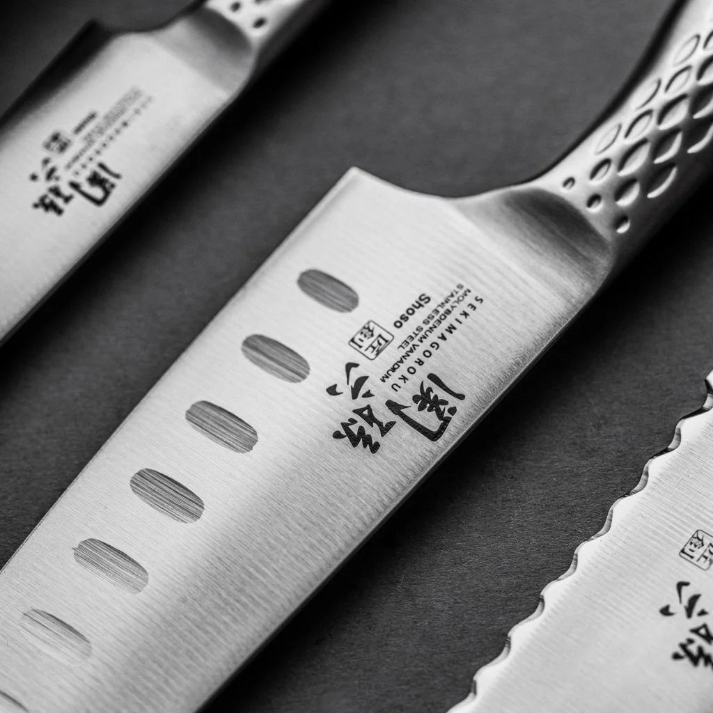 KAI Seki Magoroku Shoso Coltello da Pane 21 cm – Lama Ondulata Inox AB-5167