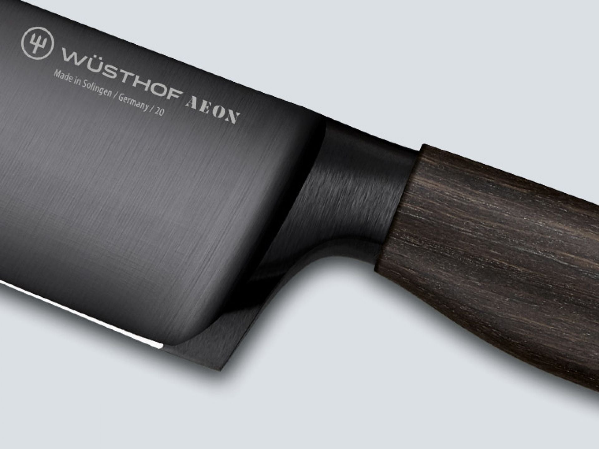 Wusthof Aeon coltello Santoku 17 cm. edizione limitata