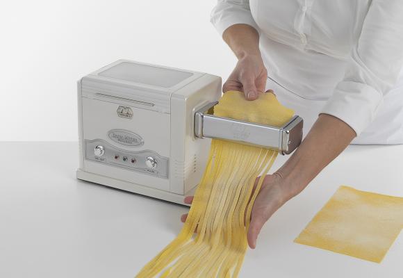 Impastatrice Marcato con accessori lasagna fettuccine tagliolini