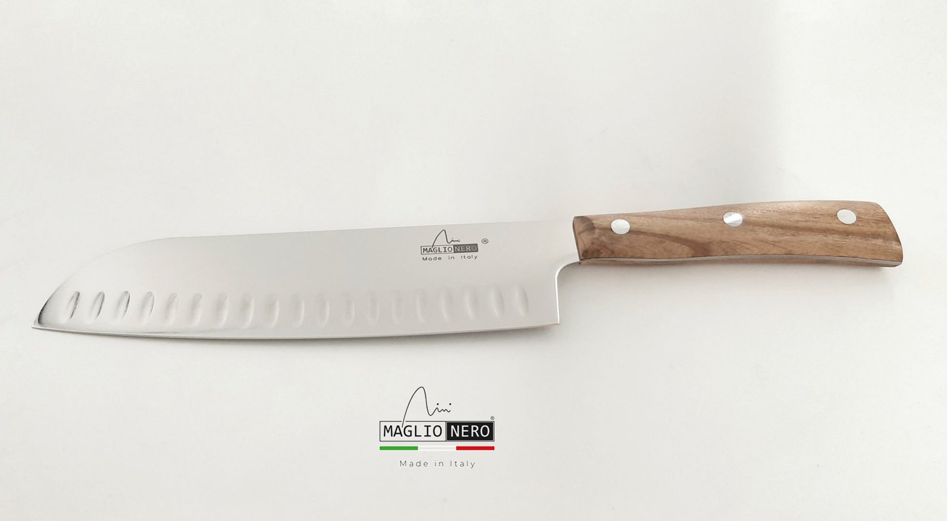 Maglio Nero coltello Santoku 19 cm Iside manico ulivo UV5519